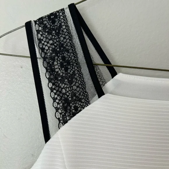 Iris & Ivy Girl's White W/Black Lace Dress Size 12 - Picture 3 of 7